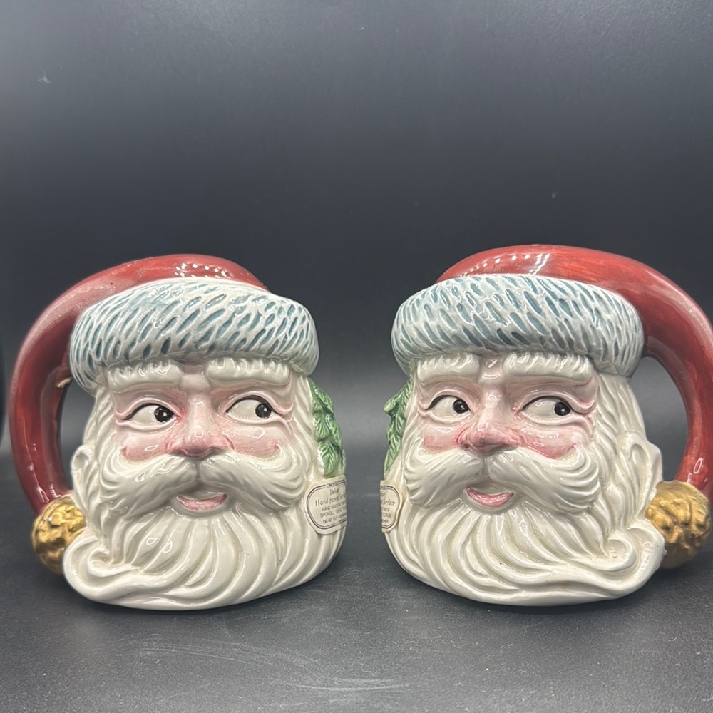 Santa Claus Ceramic salt & pepper shakers Set Fitz & Floyd